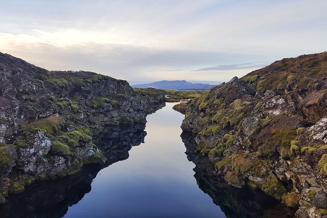 Silfra Drysuit Snorkeling with Free Photos - Meet on Location - Free photos are a genuine bonus