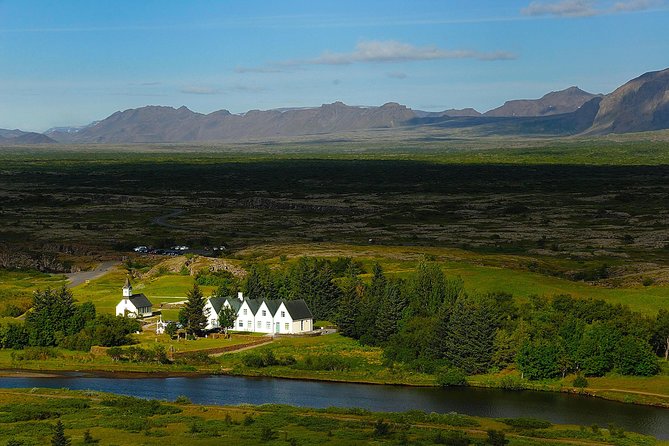 Silfra: Snorkeling Between Tectonic Plates - Meet on Location - Silfra Cathedral: the best section for clear views