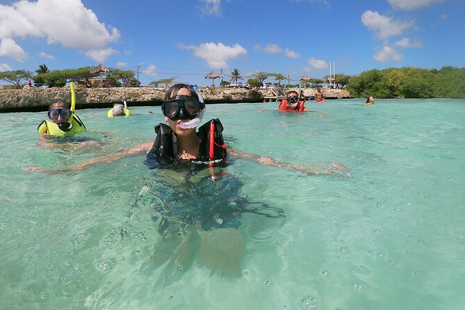 Small Group Snorkeling at Mangel Halto Aruba - Starting at the Savaneta dive center