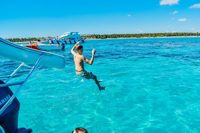 Small Group Snorkeling Cruise with Open Bar and Light Snacks - Key Things To Know Before You Book