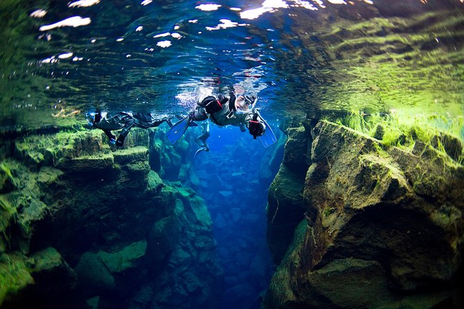 Snorkel the Silfra Fissure-Meet on Location (Free Photos & Cocoa) - Floating through the Silfra Fissure