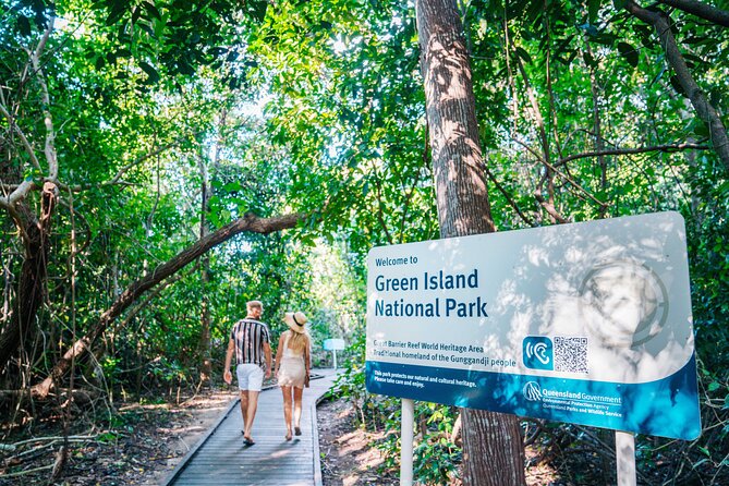 Snorkelling and Glass Bottom Boat at Green Island from Cairns - Is $107.59 Good Value?