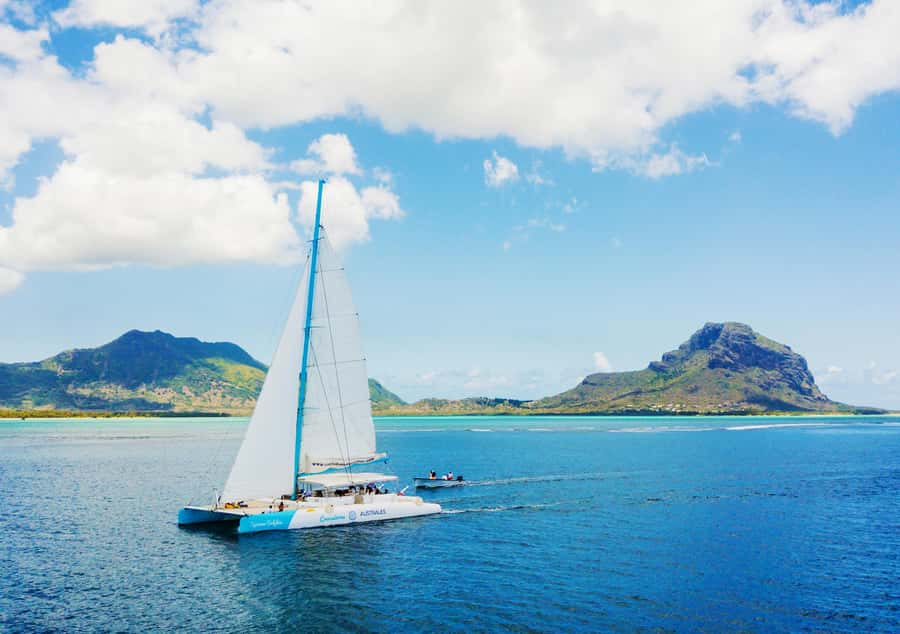 Southwest of Mauritius: Catamaran Cruise w/ Snorkeling - The Ride Back To Black River At 3:30 P.M.