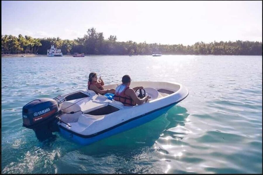 Speedboat Adventure and Snorkeling from Punta Cana - A short, fast introduction to Punta Cana’s water