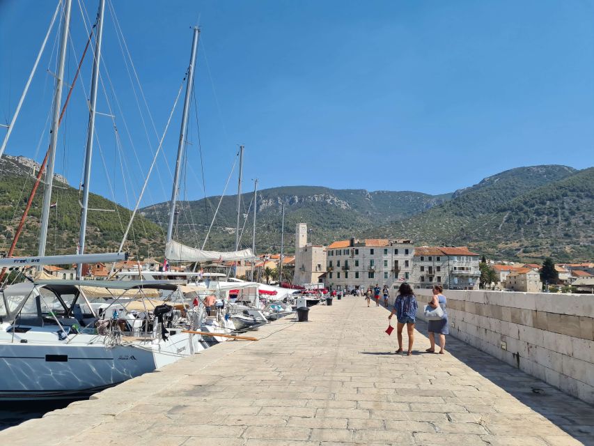 Split: Bisevo, Vis, and Hvar Boat Tour with Snorkel Stops - Choosing your time in Hvar