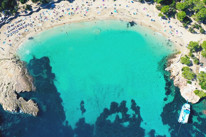Sunset Beach Hopping Cruise, Cala Comte and Cala Bassa, SUP and snorkelling - Starting in San Antonio and getting settled on board
