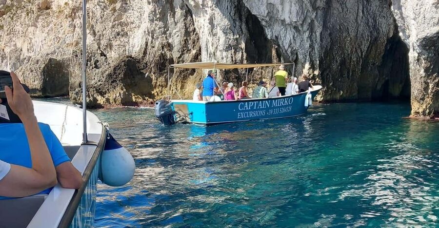 Syracuse: Boat Tour with Captain Mirko, Snorkeling & Caves - The swimming stop and snorkeling setup