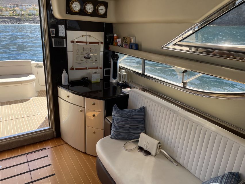 Tenerife: Whales and Snorkeling Tour on a Luxury Yacht - The return cruise and coastal views