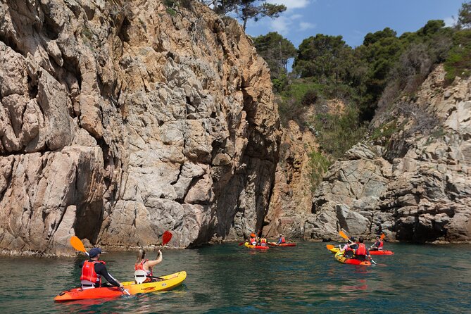 Tossa de Mar: Kayak & Snorkel Tour with Paella from Barcelona - Tossa’s Villa Vella and the castle views