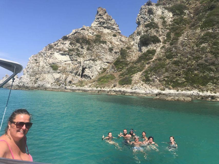 Tropea: Capo Vaticano Boat Trip with Snorkeling & Drink - Capo Vaticano and Praia i Focu