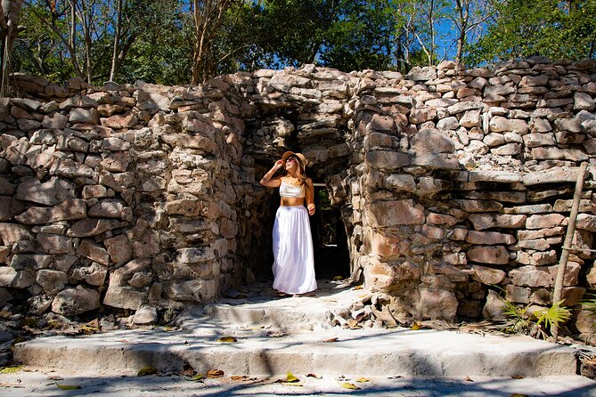 Tulum Guided Tour, Magical Cenote, Lagoon Snorkeling and Beachside Lunch - Cenote El Sueño is the day’s most unusual stop