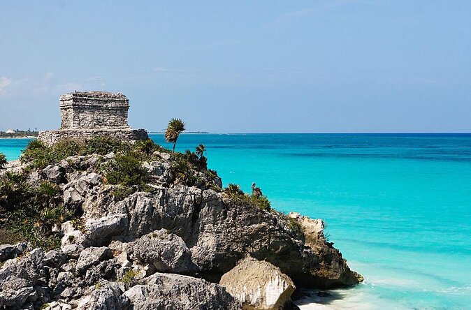 Tulum, Snorkeling with Sea Turtles, Cenote and Beachside Lunch - The day in six useful points