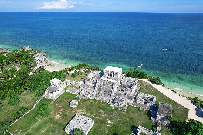 Tulum, Snorkeling with Sea Turtles, Cenote and Beachside Lunch - Tulum ruins: beautiful views and a hot two hours