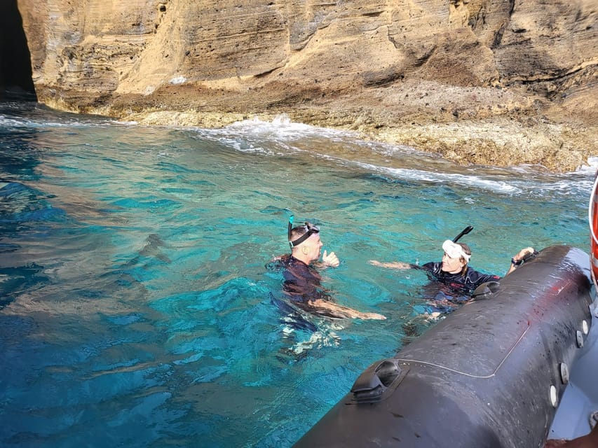 Vila Franca do Campo: Meio dia veleiro privado c/snorkeling - Stand-Up Paddleboarding and Flexible Plans