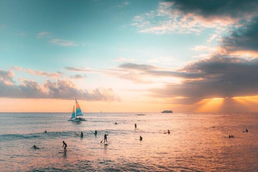 Waikiki Beach: Turtle Snorkeling and Sailing on Hāwea - Who will enjoy Hāwea most
