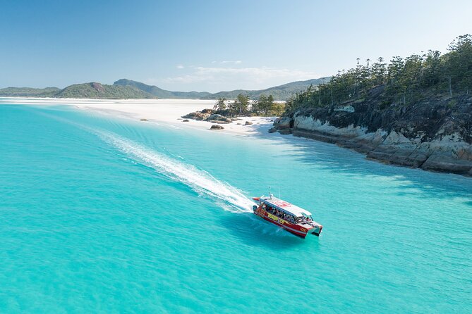 Whitehaven Beach and Hill Inlet Lookout Snorkeling Cruise - Lunch, snacks, and the practical details on board