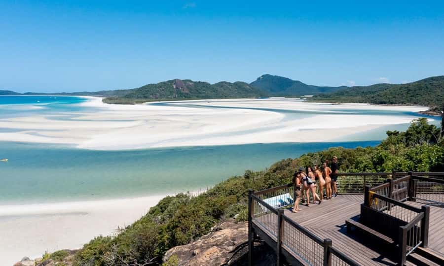 Whitsunday: Whitsunday Islands Tour with Snorkeling & Lunch - Five things to know before booking