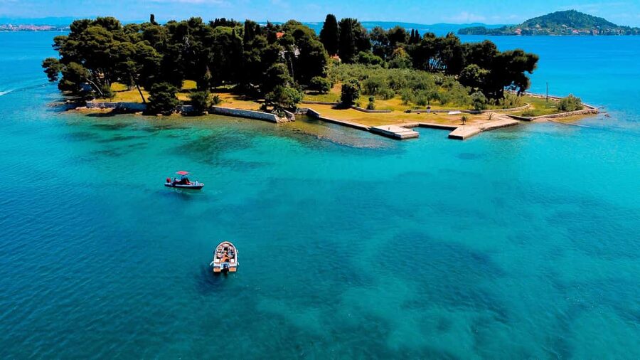 Zadar:Speedboat Tour Thrill Ride with Snorkeling on 3 island - A fast start from Zadar-Jazine